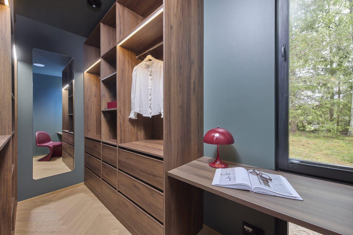 Asuntomessutalo Designtalo Villa Verden vaatehuone